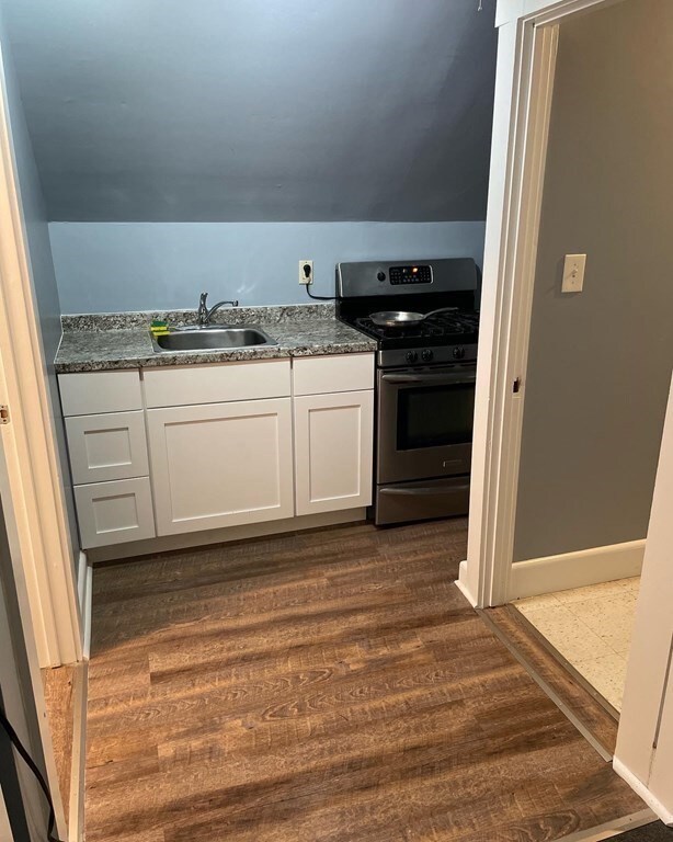 63 Greystone Ave, North Dartmouth, MA 02747 - photo 3