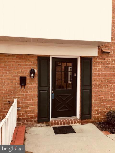 429 W Caracas Ave, Hershey, PA 17033 - photo 2