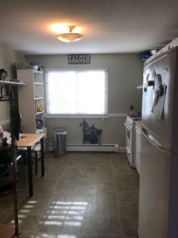 1 19th St unit 6, Lowell, MA 01850 - photo 5