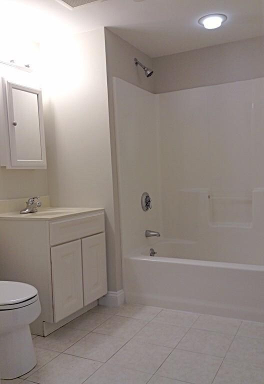 1522 Vfw Pkwy unit 202, West Roxbury, MA 02132 - photo 6