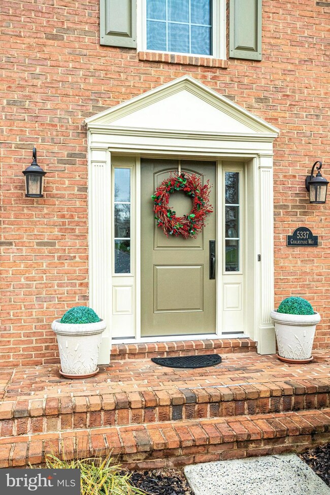 5337 Chalkstone Way, Fairfax, VA 22030 - photo 4