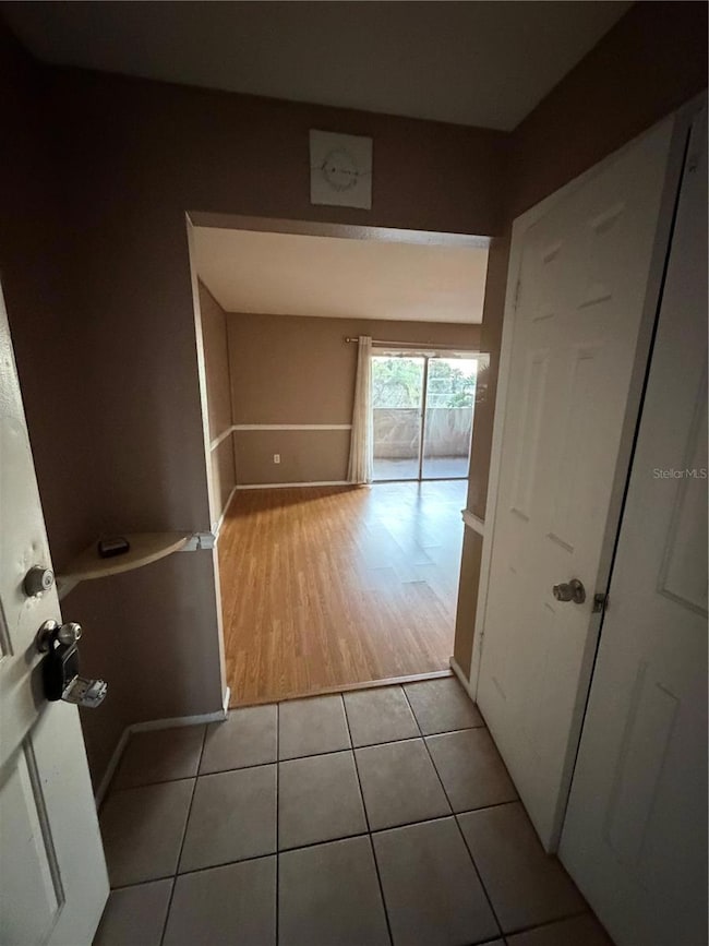 3986 Versailles Dr unit 3986C, Orlando, FL 32808 - photo 3