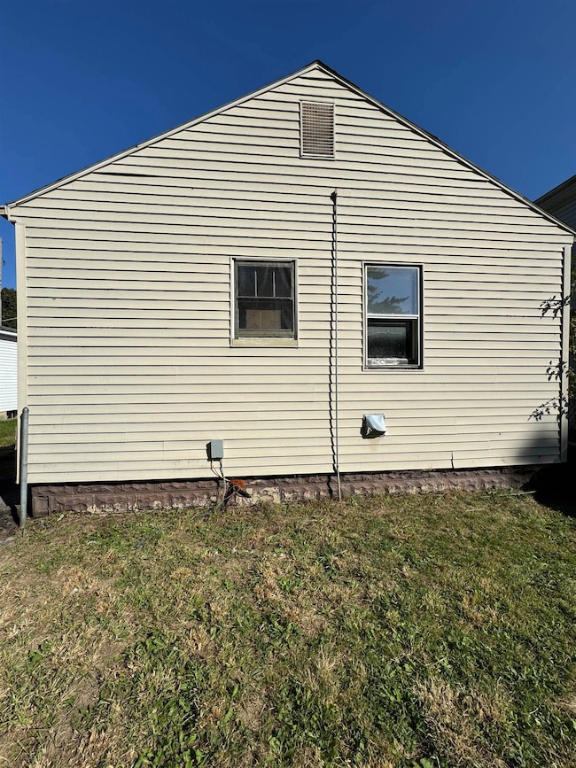 3217 Arlene Ave, Flint, MI 48503 - photo 2