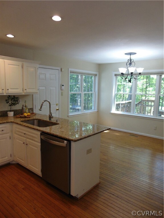 Kitchen with eat in area.