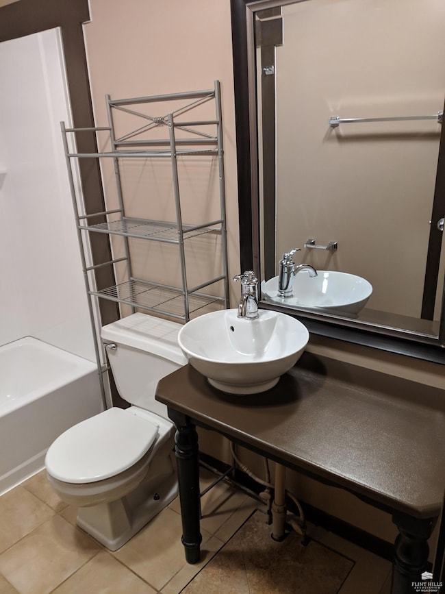 221 E 15th St, Junction City, KS 66441 - photo 7