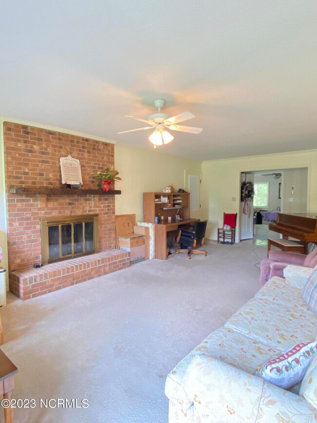 147 Aldersgate Dr, Jacksonville, NC 28546 - photo 4