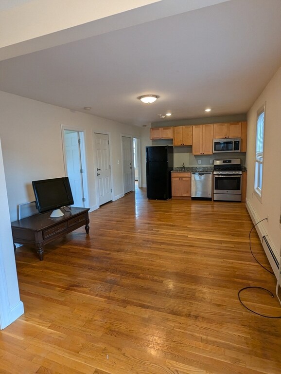 305 Hurley St unit 2, Cambridge, MA 02141 - photo 2