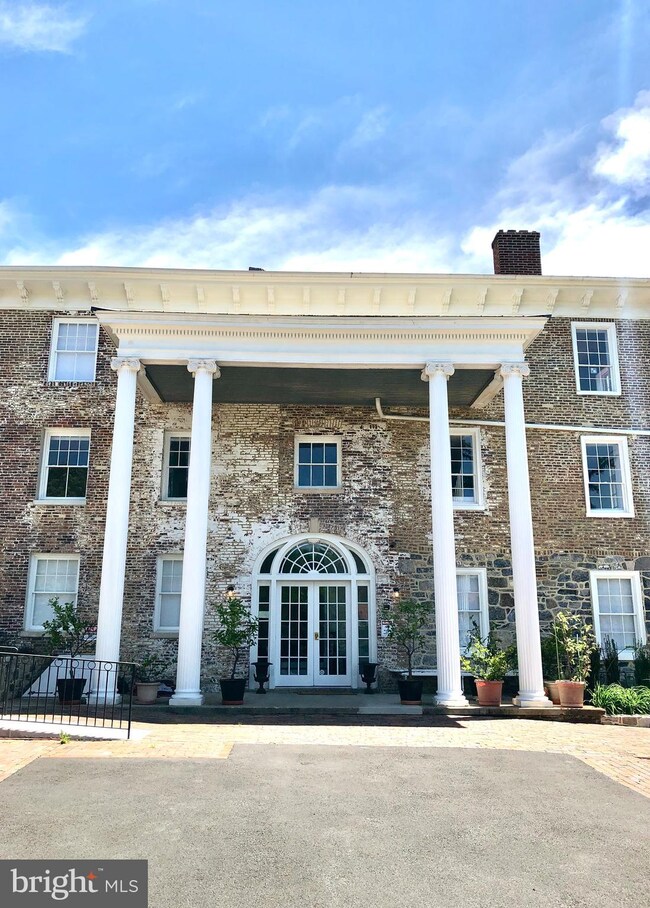 411 N Loudoun St unit 201, Winchester, VA 22601 - photo 4