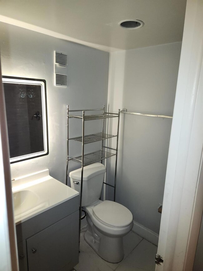 698 SW 4th St unit 1, Belle Glade, FL 33430 - photo 5