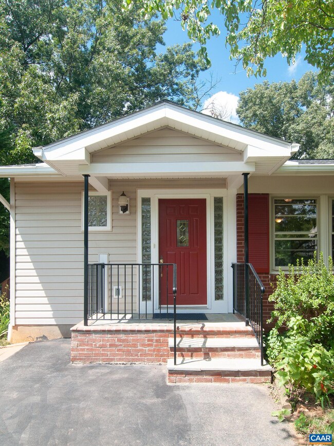 2115 Tarleton Dr, Charlottesville, VA 22901 - photo 3