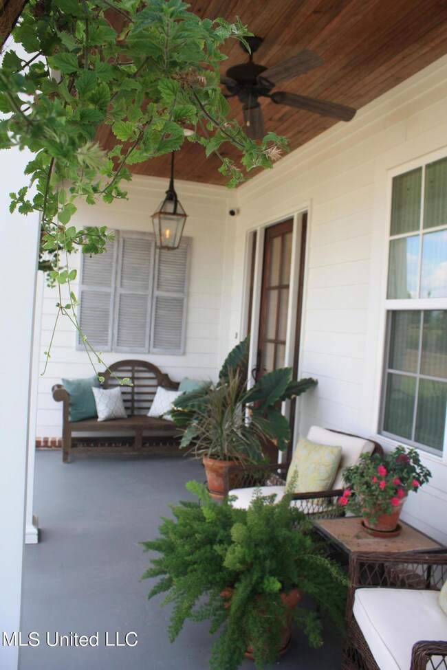 9022 Coatbridge Dr, Oxford, MS 38655 - photo 4