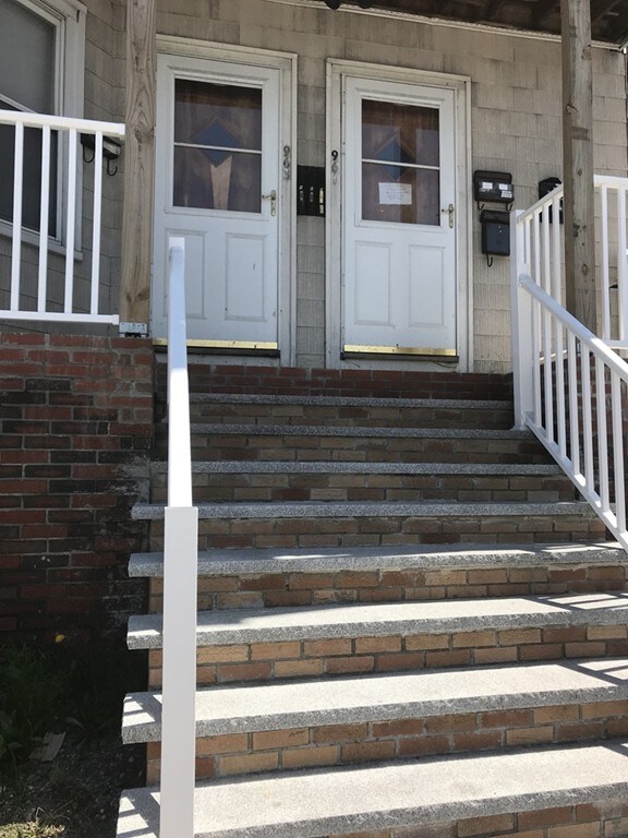 961 Broadway, Everett, MA 02149 - photo 2