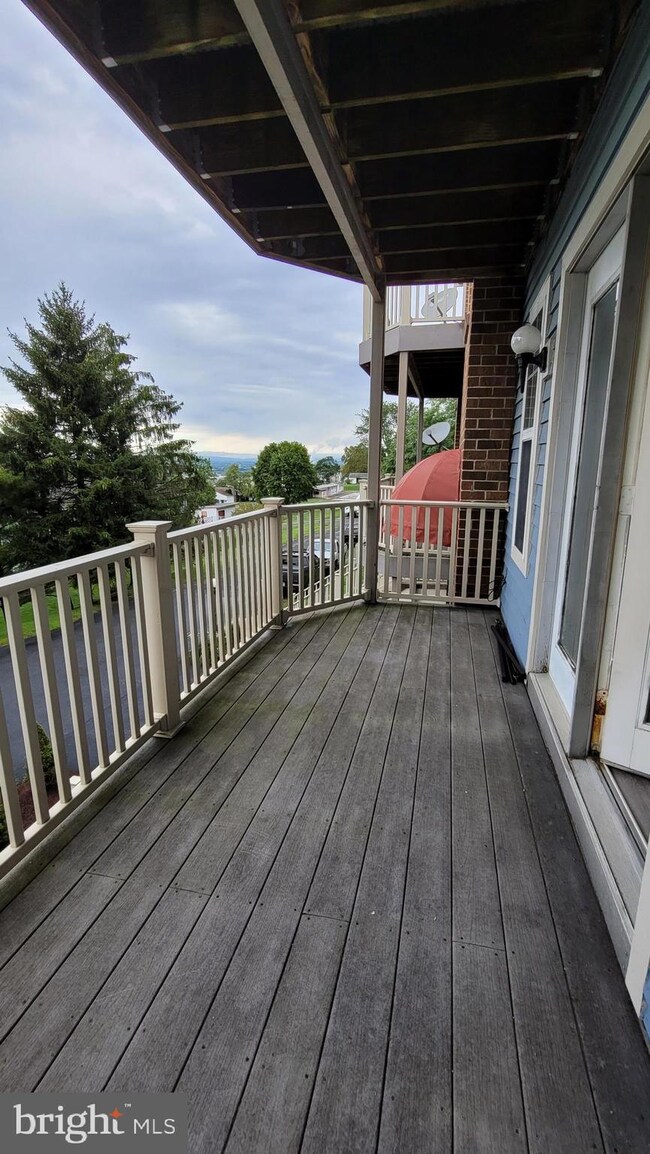 243 N 14th St unit A, Reading, PA 19604 - photo 7