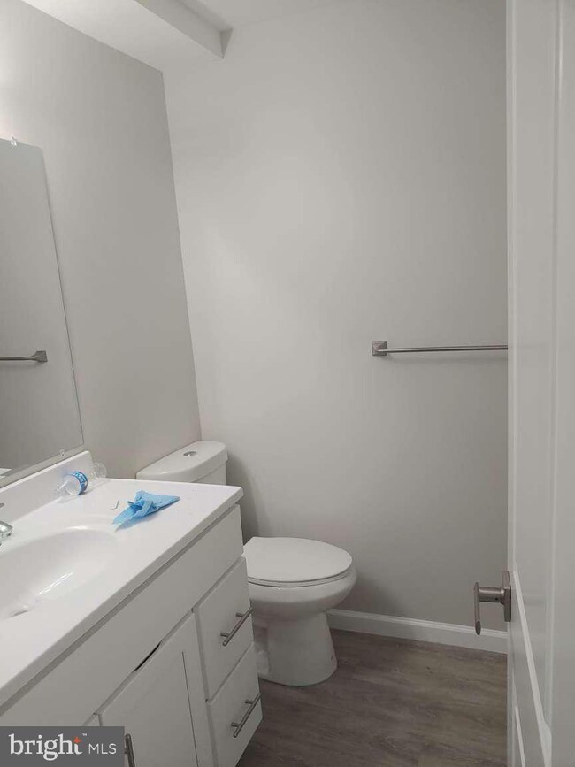 803 Henri Ct unit 803, Burlington, NJ 08016 - photo 6