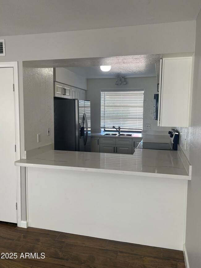 3309 N 70th St unit 204, Scottsdale, AZ 85251 - photo 4