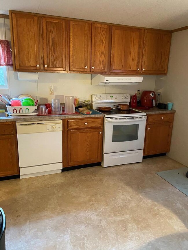 518 McNatt Falls Rd, Uvalda, GA 30473 - photo 6