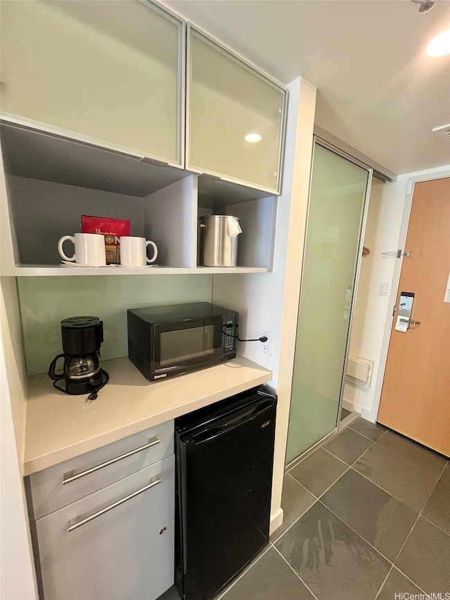 410 Atkinson Dr unit 1258, Honolulu, HI 96814 - photo 5