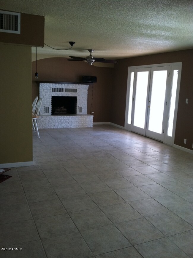 french doors leading to AZ room