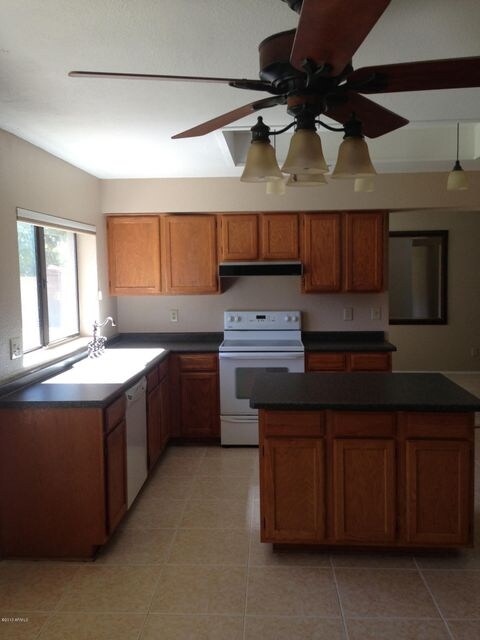 Kitchen 1