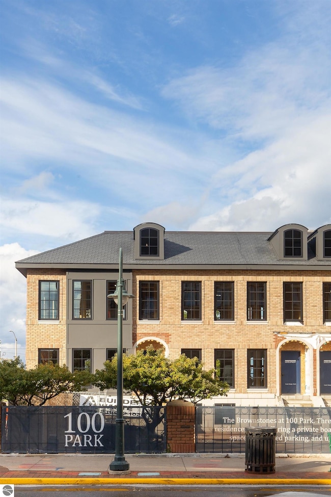 100 N Park St unit A, Traverse City, MI 49684 - photo 5