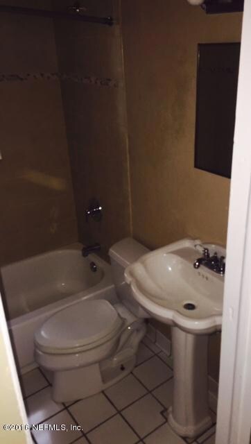 3519 Eve Dr W, Jacksonville, FL 32246 - photo 4