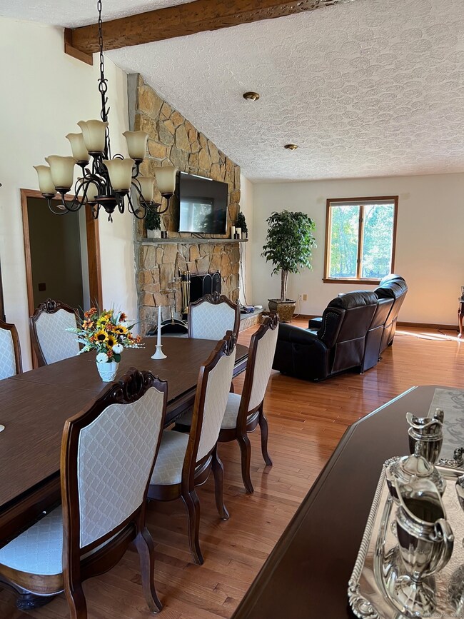 7 Spindle Rd, Seymour, CT 06483 - photo 7