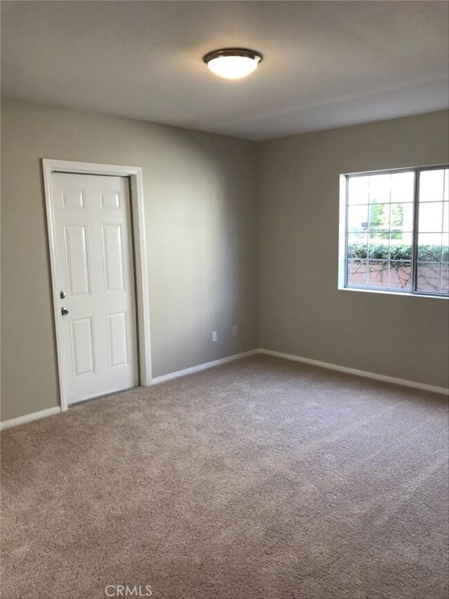 9554 Cedar St, Bellflower, CA 90706 - photo 5