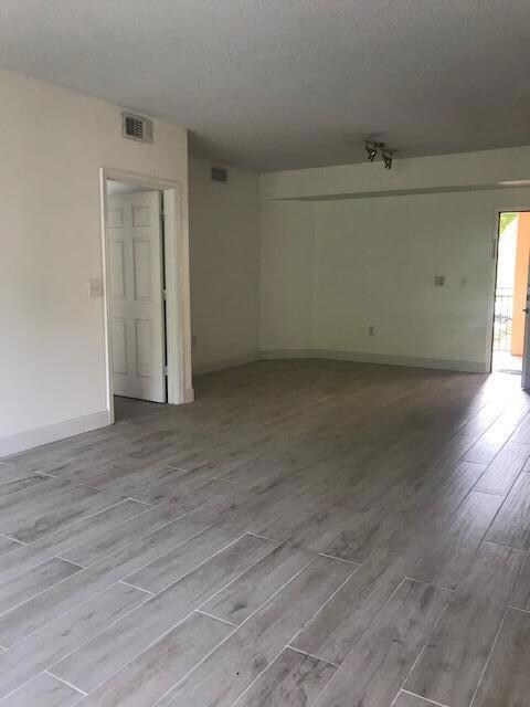 11770 Saint Andrews Place unit 202, Wellington, FL 33414 - photo 5