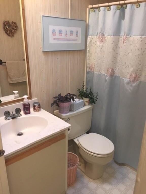 6 Bramble Cir, Rockland, MA 02370 - photo 3