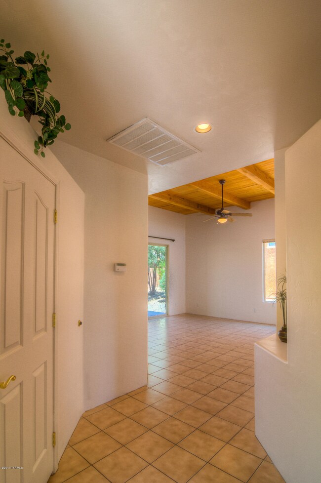 7 Entrance Photo A