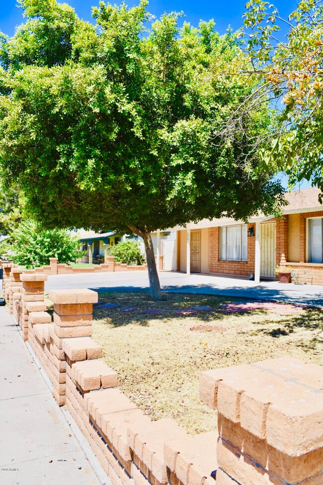 5402 W Berkeley Rd, Phoenix, AZ 85035 - photo 6