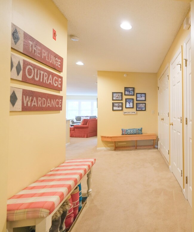 42 Harrison Ln unit M-205, Ludlow, VT 05149 - photo 3