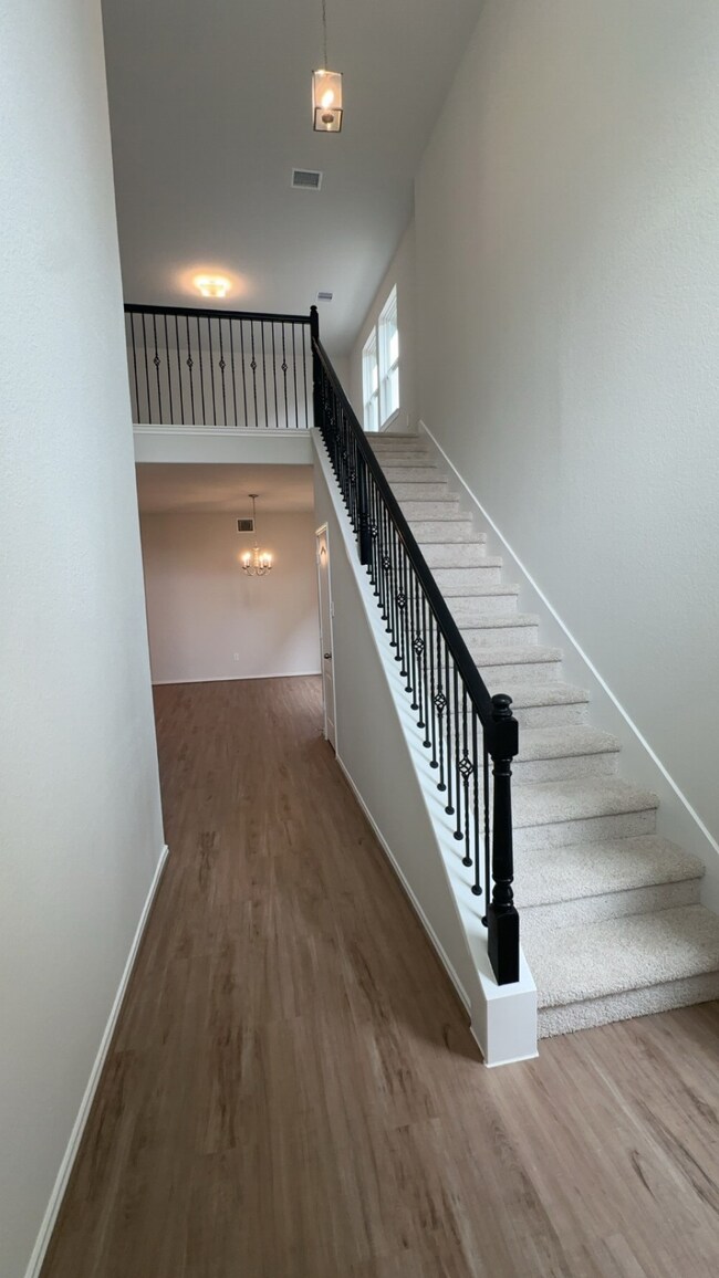 27095 Grey Fox Run, Magnolia, TX 77354 - photo 2