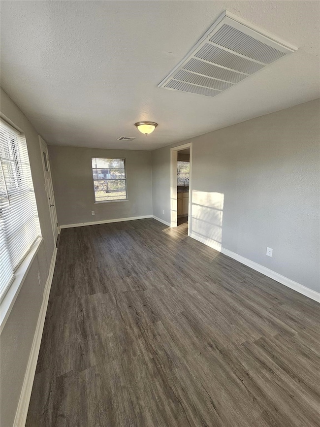 2919 Letulle Ave, Bay City, TX 77414 - photo 3