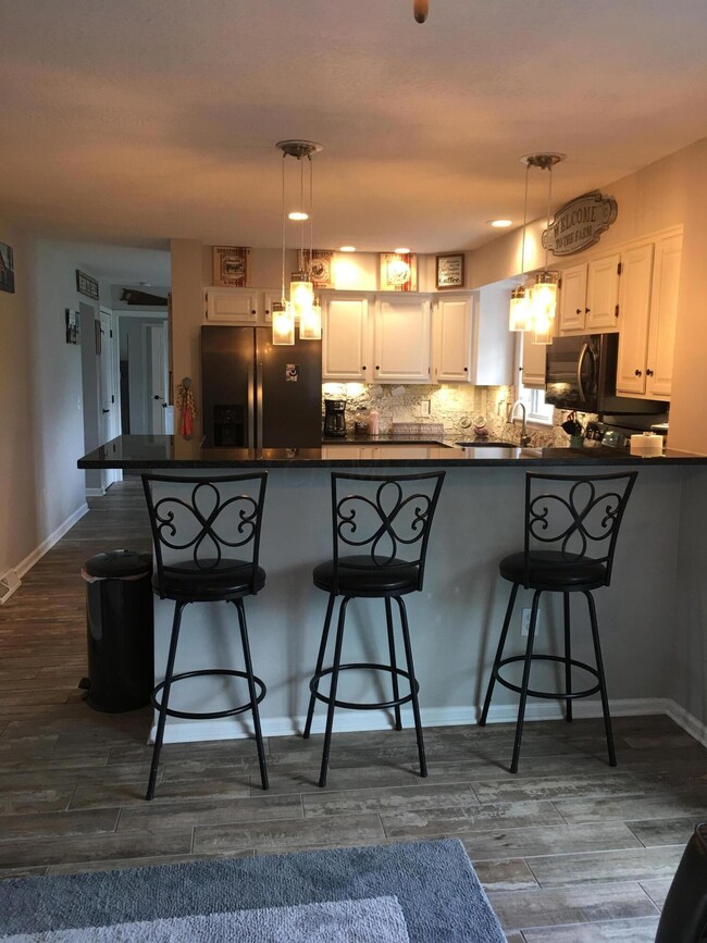 1270 Eastwood Dr, Circleville, OH 43113 - photo 6