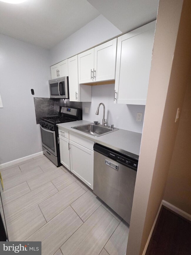 11505 Amherst Ave unit 201, Silver Spring, MD 20902 - photo 2
