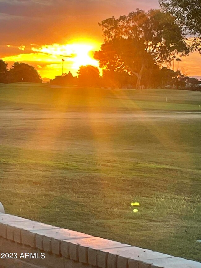 10629 W Pineaire Dr, Sun City, AZ 85351 - photo 2