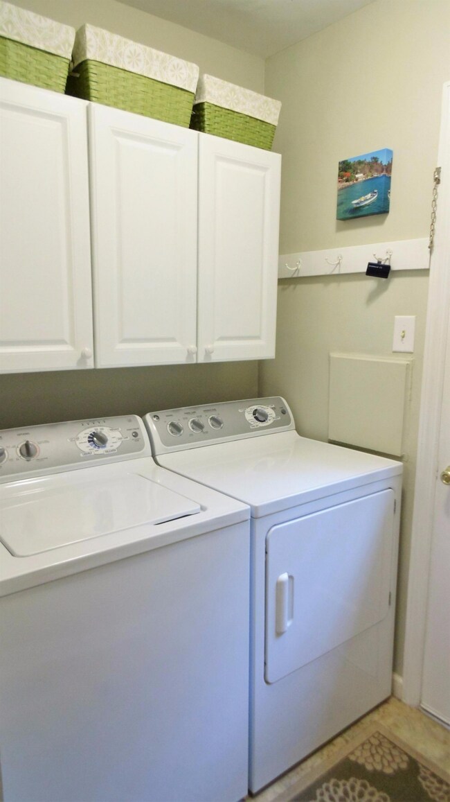Laundry/mud room. Washer and Dryer STAY!