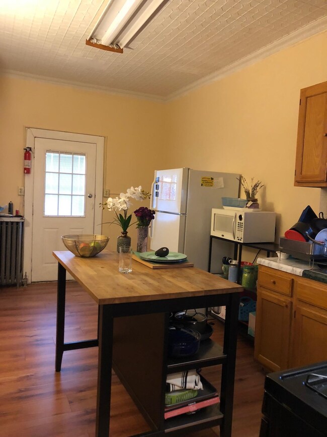 310 Academy St unit 2, Jersey City, NJ 07306 - photo 3