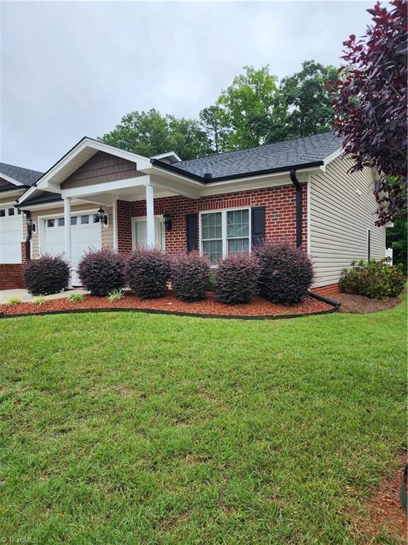 1837 Bogey Ln, Asheboro, NC 27205 - photo 2