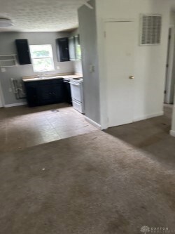 419 Conard Dr, Xenia, OH 45385 - photo 3