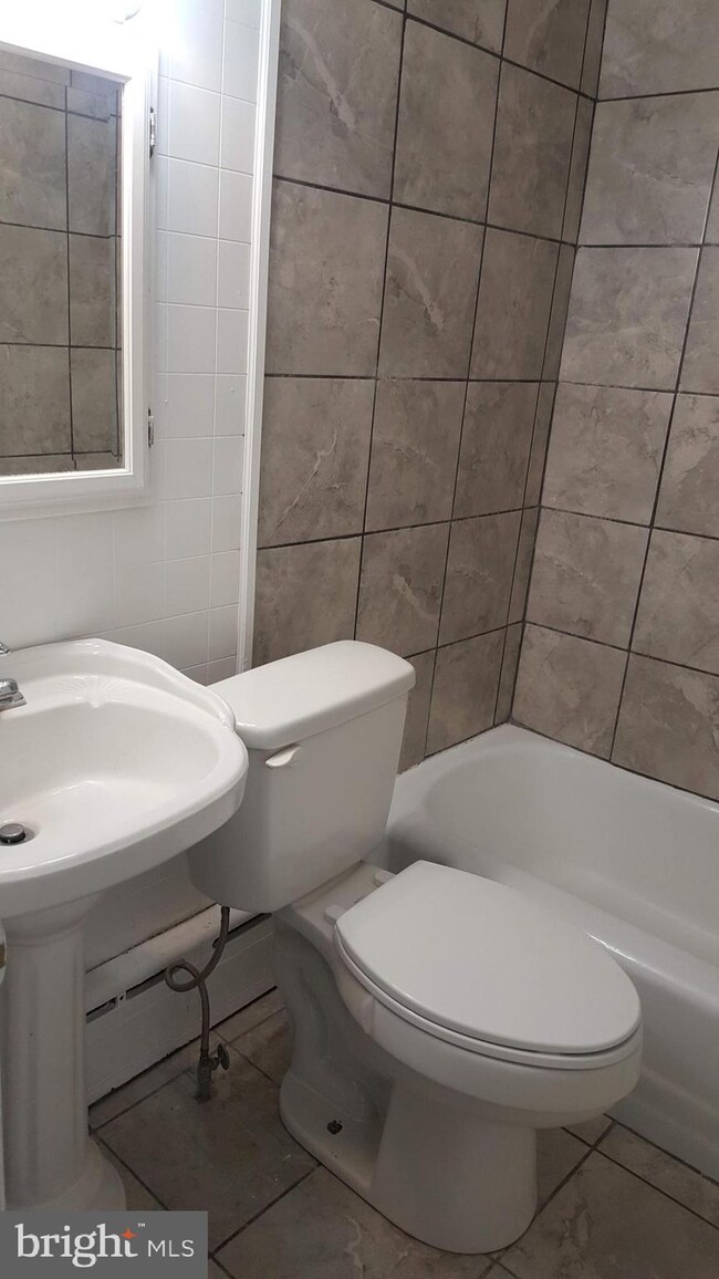 25 W 4th St, Pottstown, PA 19464 - photo 4