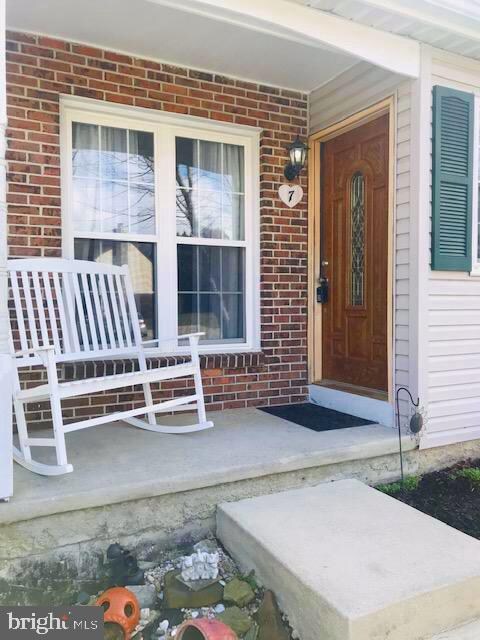 7 White Wood Ct, Nottingham, MD 21236 - photo 3