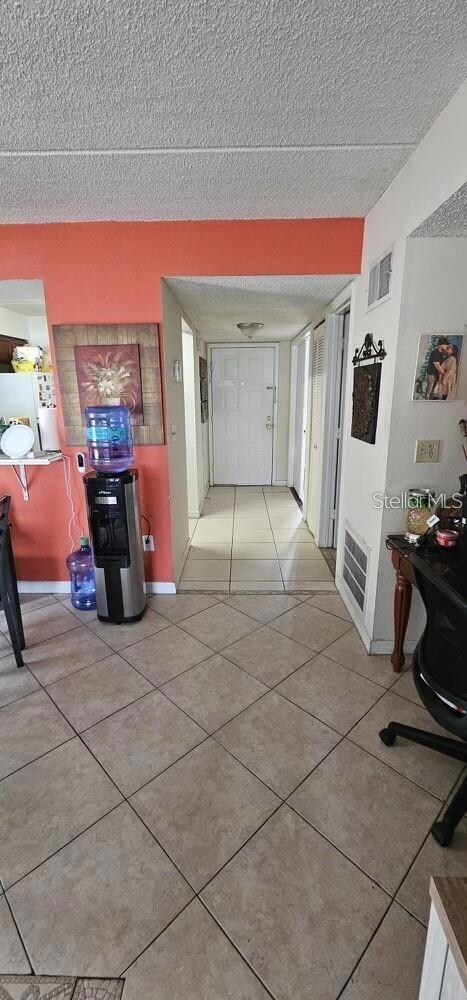 5627 Blue Shadows Ct unit 3, Orlando, FL 32811 - photo 2