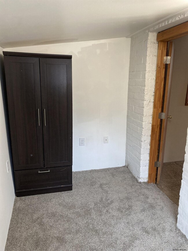 9 St Clair Ave, East Greenbush, NY 12144 - photo 6