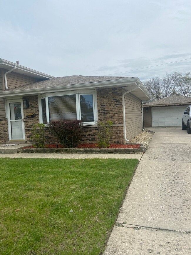 3445 190th Place, Lansing, IL 60438 - photo 2