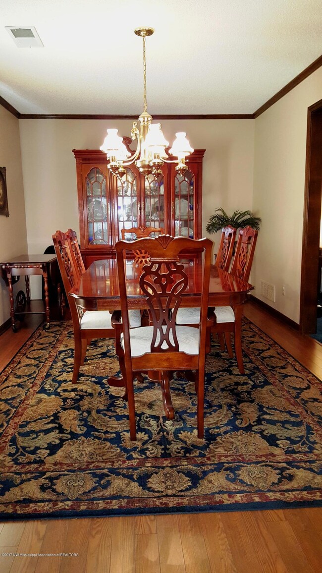 Branchview Dining room 1