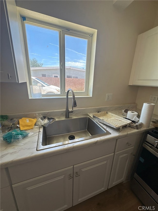 1053 W Ave unit J14, Lancaster, CA 93534 - photo 5