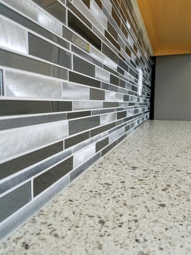 3537 Franklin St, Highland, IN 46322 - photo 6