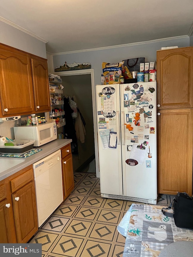 8673 Oak Rd, Parkville, MD 21234 - photo 5